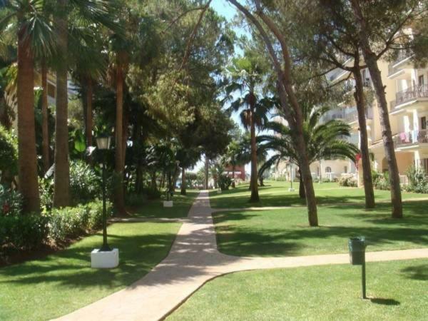 Impresionante Loft En Puerto Banus A Pie De Playa Apartment มาร์เบยา ภายนอก รูปภาพ